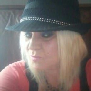 Meet your Posher, Sherry